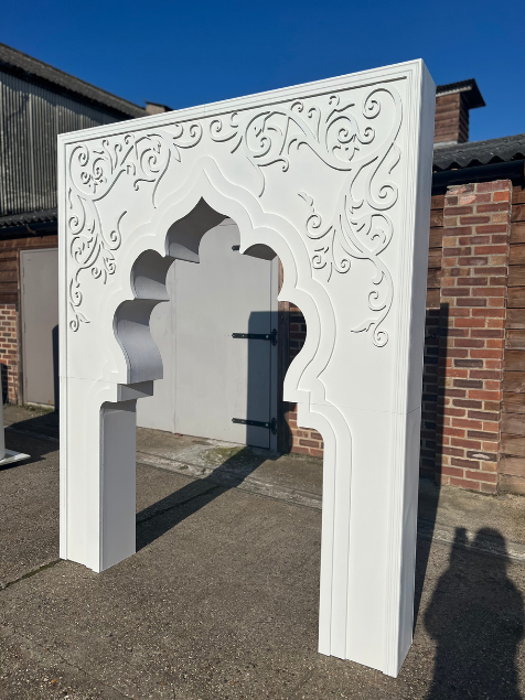 Zahara Arch – 7ft × 6ft