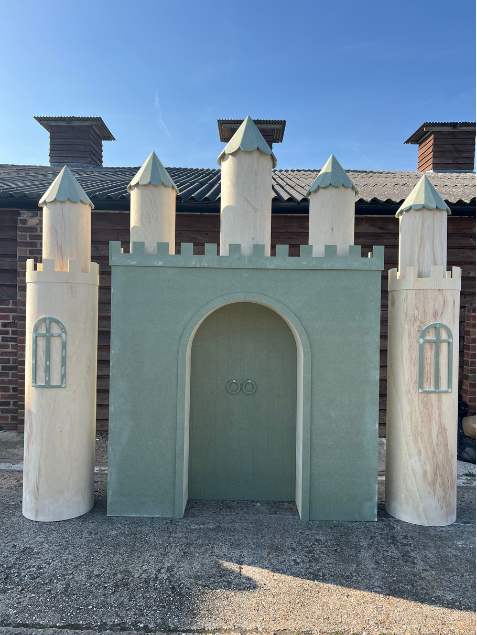 8ft Fully Customisable Castle Set